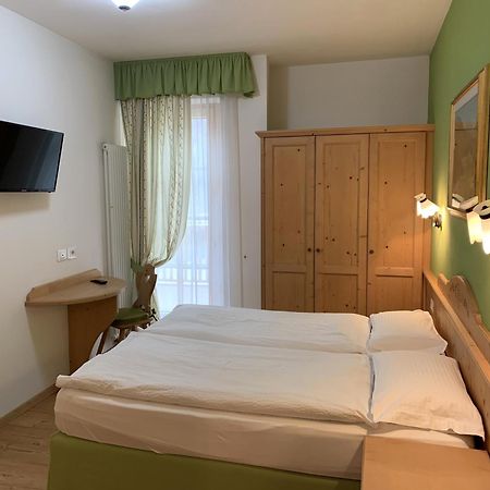 Appartamenti Sissi Commezzadura Zewnętrze zdjęcie